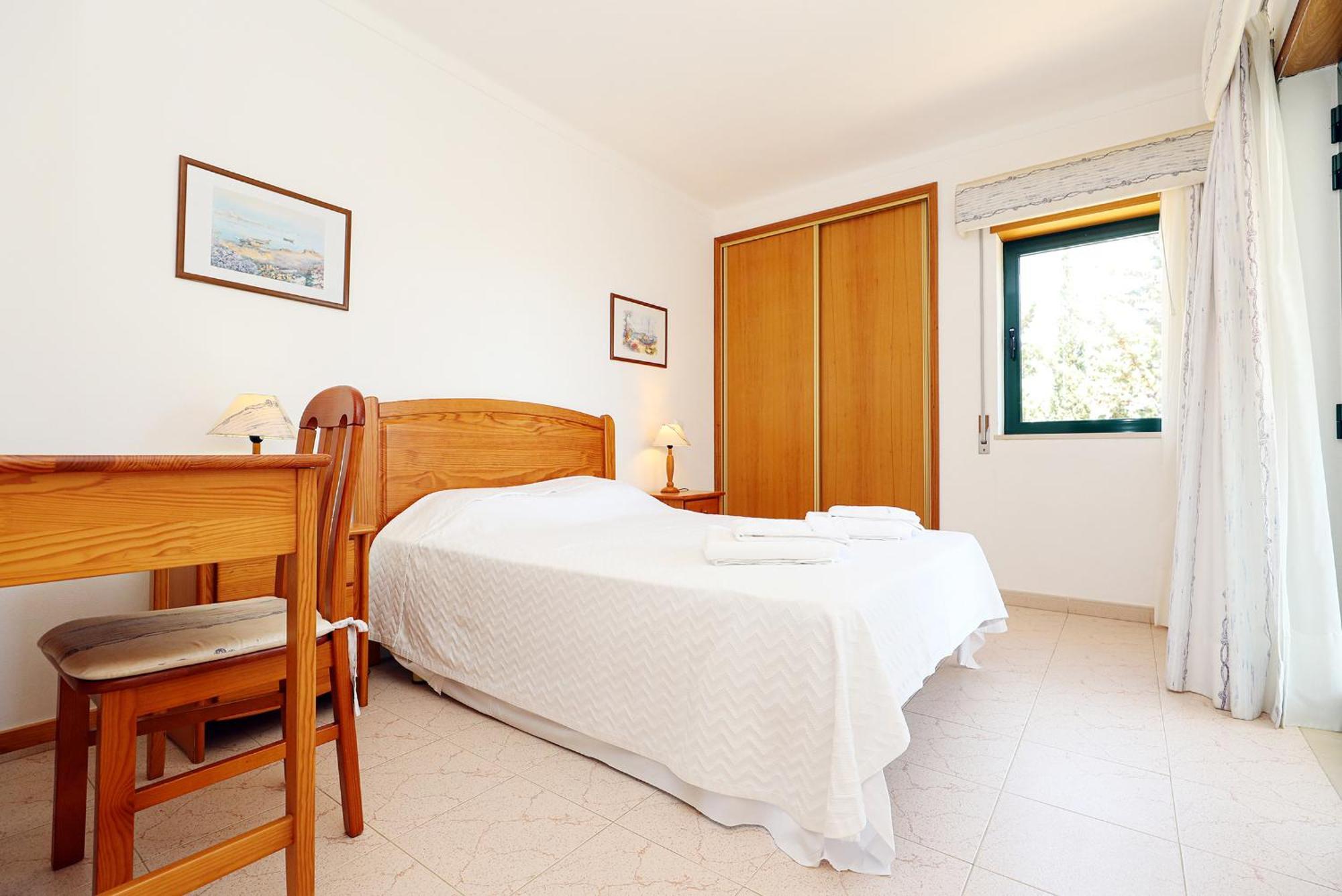 Quinta Dos Pinheiros Apartment ลากอส ภายนอก รูปภาพ