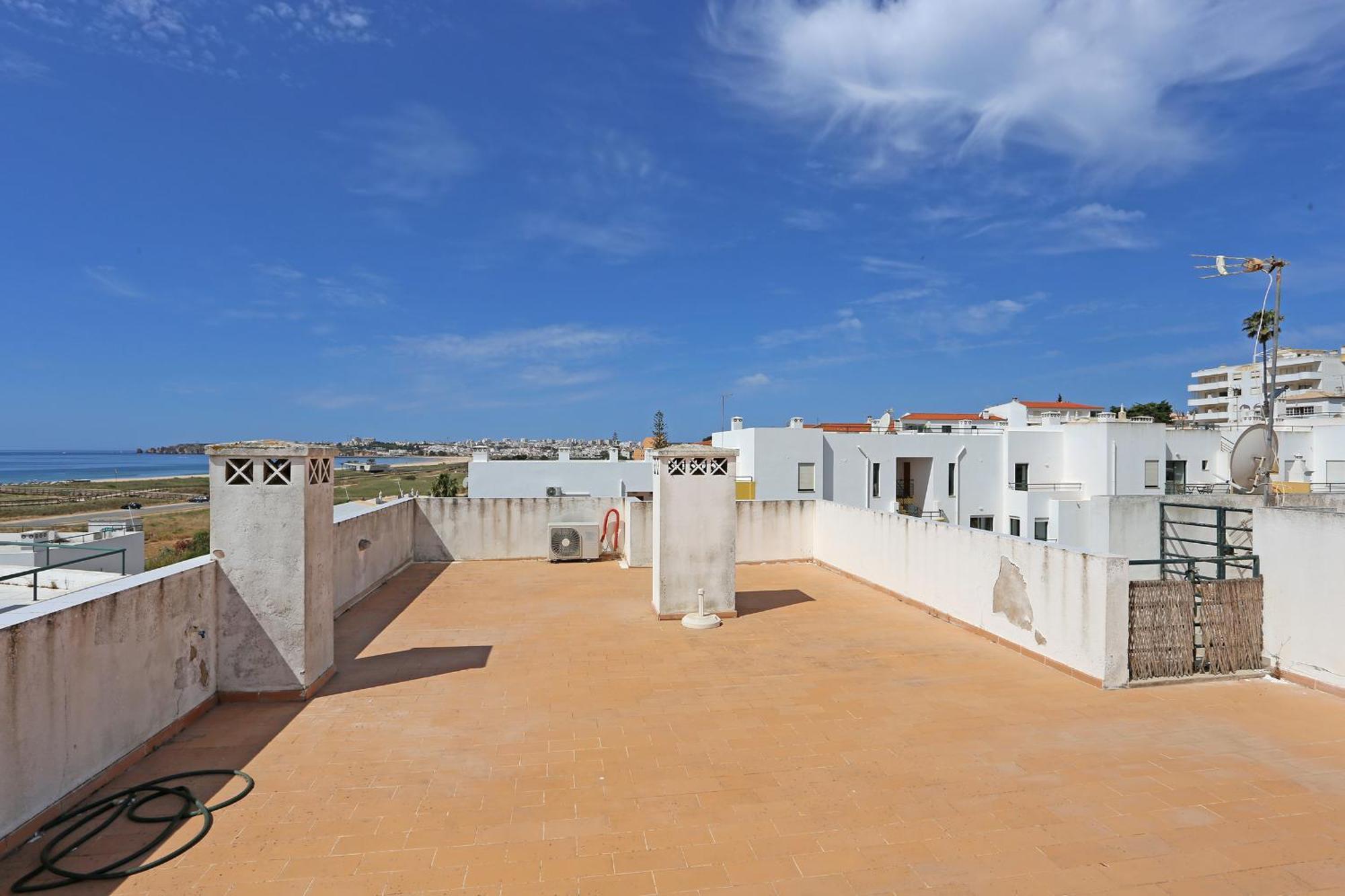 Quinta Dos Pinheiros Apartment ลากอส ภายนอก รูปภาพ