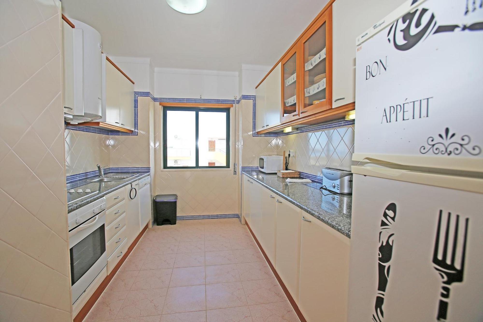 Quinta Dos Pinheiros Apartment ลากอส ภายนอก รูปภาพ