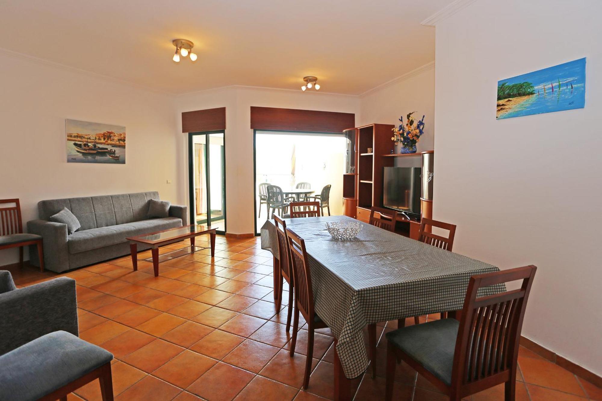 Quinta Dos Pinheiros Apartment ลากอส ภายนอก รูปภาพ